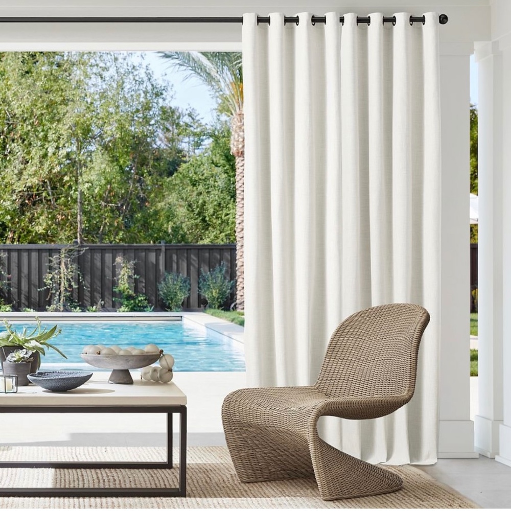 POTTERY BARN GROMMET OUTDOOR CURTAIN, NATURAL, MATT BLACK. ONE INDIVIDUAL CURTA